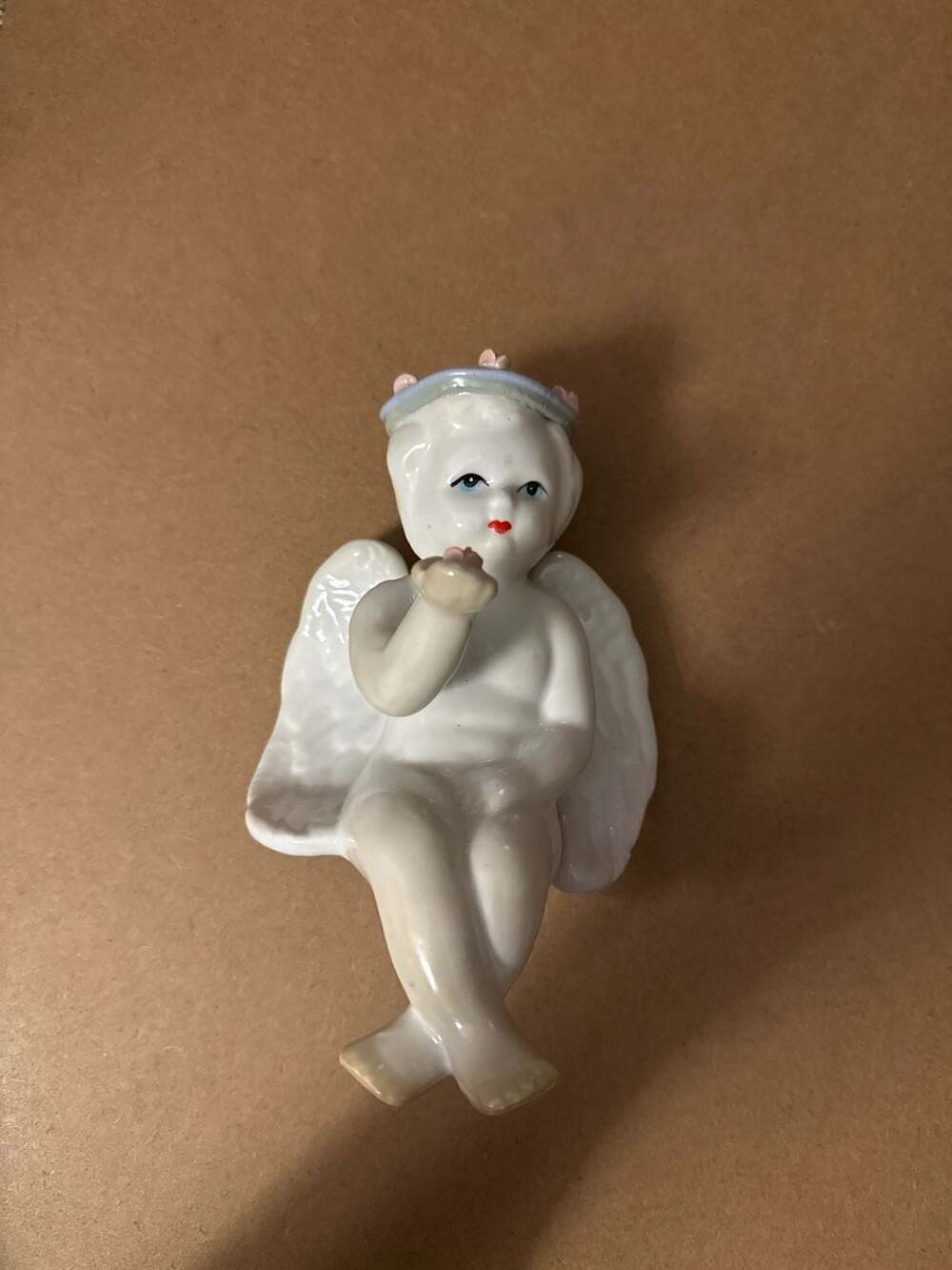Shelf Sitting Angel Cherub Holding Flower, White Ceramic, Angel Decoration, Vint